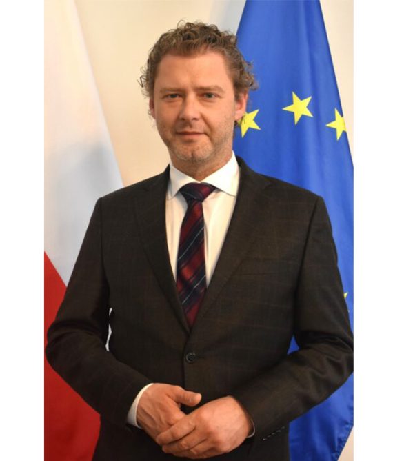 Maciej D Maciej D